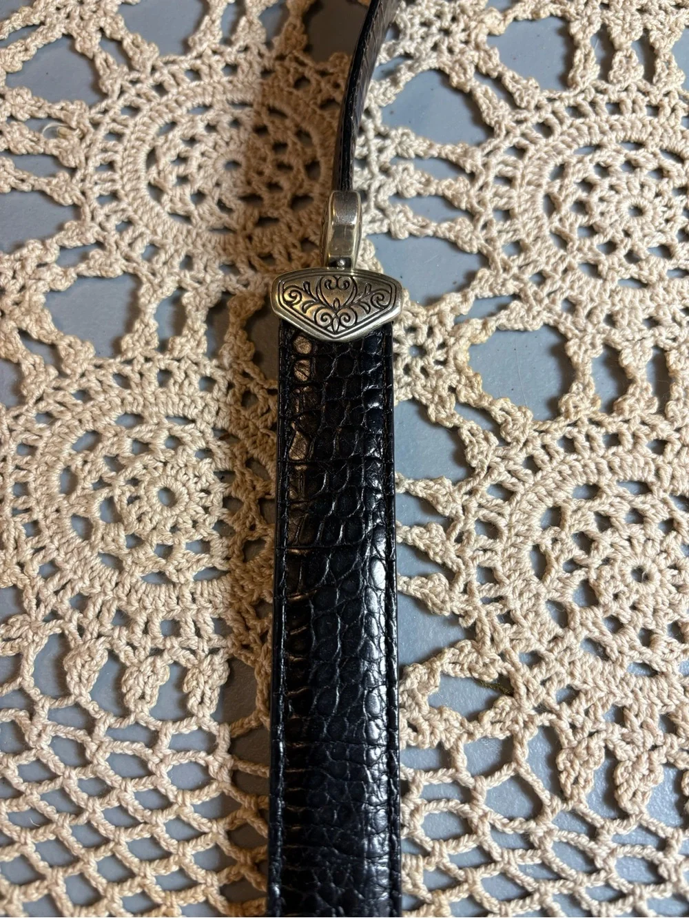 Women's Black/Brown Embossed Leather Belt Reversible  Ornate Silver Buckle